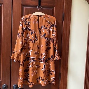 Women dress long sleeve, can be use for work or cocktail dinner!